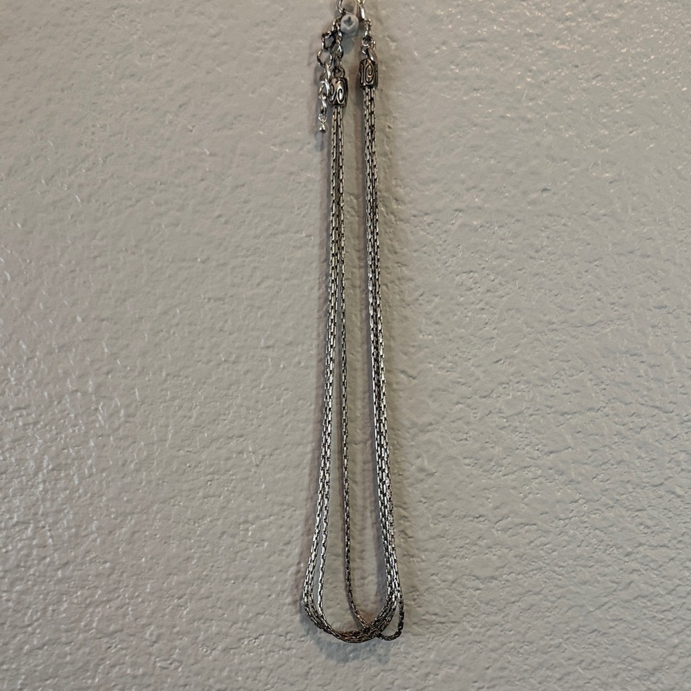 Elegant Silver Chain Necklace